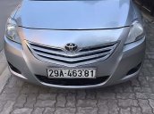 Bán Toyota Vios đời 2011, màu bạc, xe gia đình