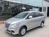 Cần bán xe Toyota Innova 2.0E 2015, màu bạc