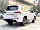 Bán xe Lexus LX 570S Super Sport 2019 siêu lướt, màu trắng, giao toàn quốc, giá tốt, LH 094.539.2468 Ms. Hương