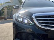 Cần bán xe Mercedes C250 năm 2015, màu đen