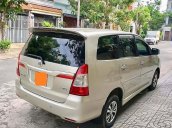 Bán Toyota Innova 2.0E 2014, màu vàng số sàn, giá 418tr