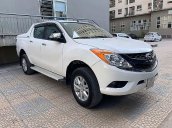 Cần bán Mazda BT 50 sản xuất năm 2015, màu trắng, nhập khẩu