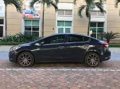 Cần bán xe Kia Cerato 2016, màu xanh lam như mới