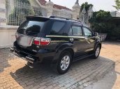 Bán Toyota Fortuner đời 2009, màu đen, giá 445tr xe còn mới lắm