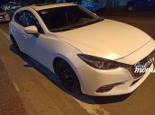 Cần bán gấp Mazda 3 năm sản xuất 2017, màu trắng, 590 triệu