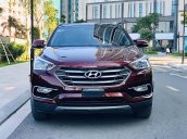Cần bán lại xe Hyundai Santa Fe đời 2018, màu đỏ xe còn mới nguyên