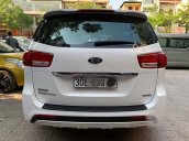 Cần bán lại Kia Sedona 2.2L DATH đời 2016, màu trắng, giá tốt