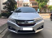 Cần bán Honda City năm sản xuất 2015, màu bạc xe còn mới nguyên