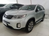 Bán Kia Sorento GAT 2017, màu bạc, giá chỉ 685 triệu