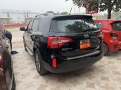 Bán xe Kia Sorento GATH đời 2017, màu đen