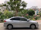 Cần bán gấp Honda City 1.5Top năm 2018, màu bạc