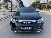 Bán xe Toyota Camry 2.5Q năm 2015, màu đen