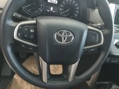 Cần bán xe Toyota Innova 2.0E MT số sàn, siêu khuyến mãi
