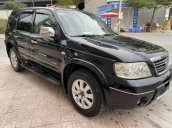 Cần bán lại xe Ford Escape năm 2004 2.3L màu đen, xe gia đình