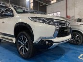 [Cực sốc] Pajero Sport số sàn máy dầu, ưu đãi lớn, siêu lợi dầu 8L/100km - LH: 0905.91.01.99