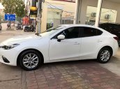 Cần bán gấp Mazda 3 năm 2017, màu trắng chính chủ, giá chỉ 608 triệu