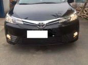 Cần bán lại xe Toyota Corolla Altis năm sản xuất 2018, màu đen xe còn mới lắm