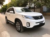 Cần bán xe Kia Sorento 2.4GAT đời 2017, màu trắng, giá tốt