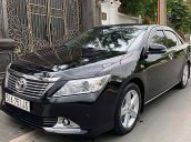 Bán Toyota Camry 2.5Q đời 2014, màu đen chính chủ