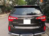 Cần bán Kia Sorento DATH đời 2017, màu nâu xe gia đình, xe cũ giá chỉ 795 triệu