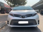 Bán Toyota Sienna Limited model 2019, chạy 8 nghìn km, bản full xe như mới