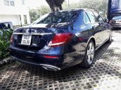 Cần bán Mercedes E250 sản xuất 2017, màu xanh lam