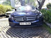 Cần bán Mercedes E250 sản xuất 2017, màu xanh lam