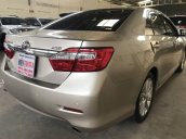 Bán ô tô Toyota Camry 2.5G năm 2015, màu vàng