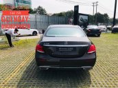 Bán xe Mercedes E250 sản xuất 2018, màu nâu, nhập khẩu nguyên chiếc