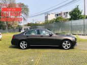 Bán xe Mercedes E250 sản xuất 2018, màu nâu, nhập khẩu nguyên chiếc