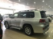 Bán Toyota Land Cruiser 5.7L 2019, bản xuất Mỹ màu bạc