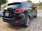 Bán Hyundai Tucson 2.0 AT 4WD năm sản xuất 2011, màu đen, nhập khẩu 