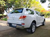 Cần bán Mazda BT 50 2.2AT 2WD năm sản xuất 2015, màu trắng, nhập khẩu  