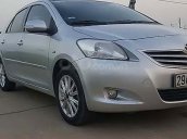 Bán Toyota Vios E sản xuất 2011, màu bạc, xe gia đình