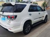 Cần bán Toyota Fortuner TRD Deportivo đời 2016, màu trắng