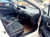 Cần bán lại xe Honda Civic đời 2014, màu trắng