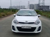 Cần bán gấp Kia Rio 1.4 AT đời 2015, màu trắng, nhập khẩu Hàn Quốc chính chủ