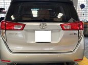 Bán Toyota Innova 2.0E năm 2016, màu bạc số sàn, giá tốt