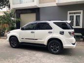 Xe Toyota Fortuner TRD Sportivo 4x2 AT 2015, màu trắng giá cạnh tranh