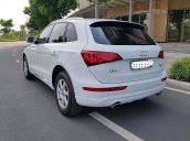 Bán xe Audi Q5 2.0 AT sản xuất năm 2013, màu trắng, xe nhập