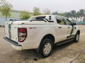 Bán Ford Ranger XLS 2.2L 4x2 AT đời 2017, màu trắng, nhập khẩu  