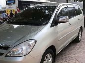 Cần bán xe Toyota Innova sản xuất 2007, màu bạc xe còn mới lắm