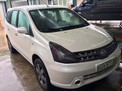 Xe Nissan Livina 1.8MT đời 2011, màu trắng số sàn, giá tốt