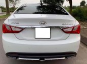 Bán Hyundai Sonata sản xuất năm 2010, màu trắng số tự động