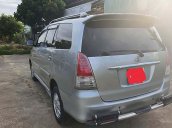 Bán ô tô Toyota Innova sản xuất năm 2008, màu bạc, giá 298tr xe còn mới lắm