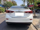 Bán ô tô Mazda 3 2.0 năm 2018, màu trắng, giá tốt