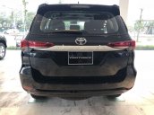 Bán Toyota Fortuner 2.4G MT 2019 xe giao ngay, ưu đãi sốc: Giảm tiền mặt + BHVC + PK chính hãng, LH 0901260368