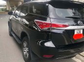 Cần bán lại xe Toyota Fortuner G sản xuất năm 2017, màu đen 