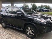 Cần bán lại xe Toyota Fortuner G sản xuất năm 2017, màu đen 