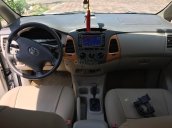 Bán Toyota Innova 2.0 V số tự động tên tư nhân, biển Hà Nội